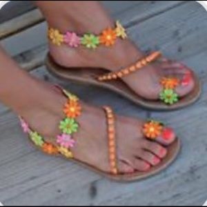 Sandals..great for the summer!!     Firm!!!     Ty